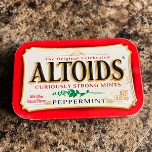 Altoids Peppermint Tin pill organizer